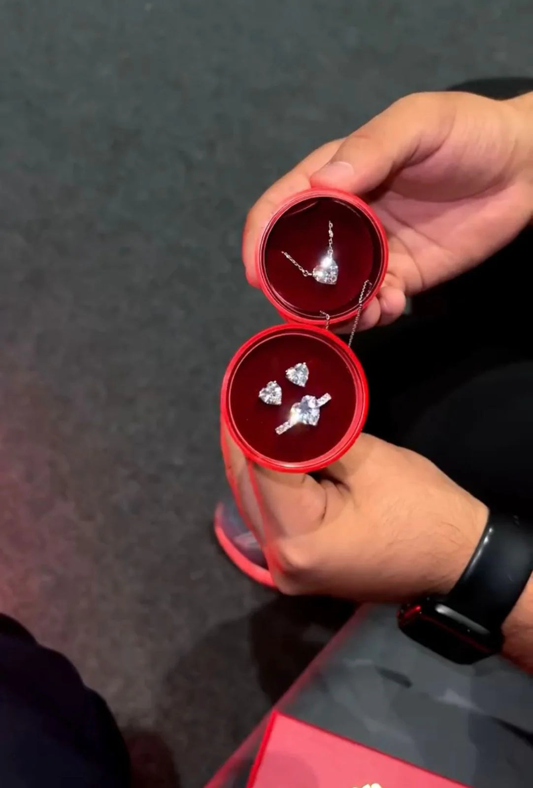 💖Valentine's Day Limited Time Offer💥：Eternal Mini Bear box&Metal Rose Gift Box